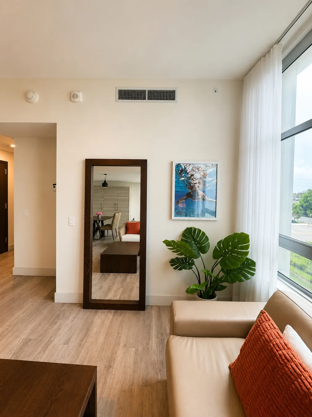Hollywood Beach Steps Away - Amazing Apartment! photo 15