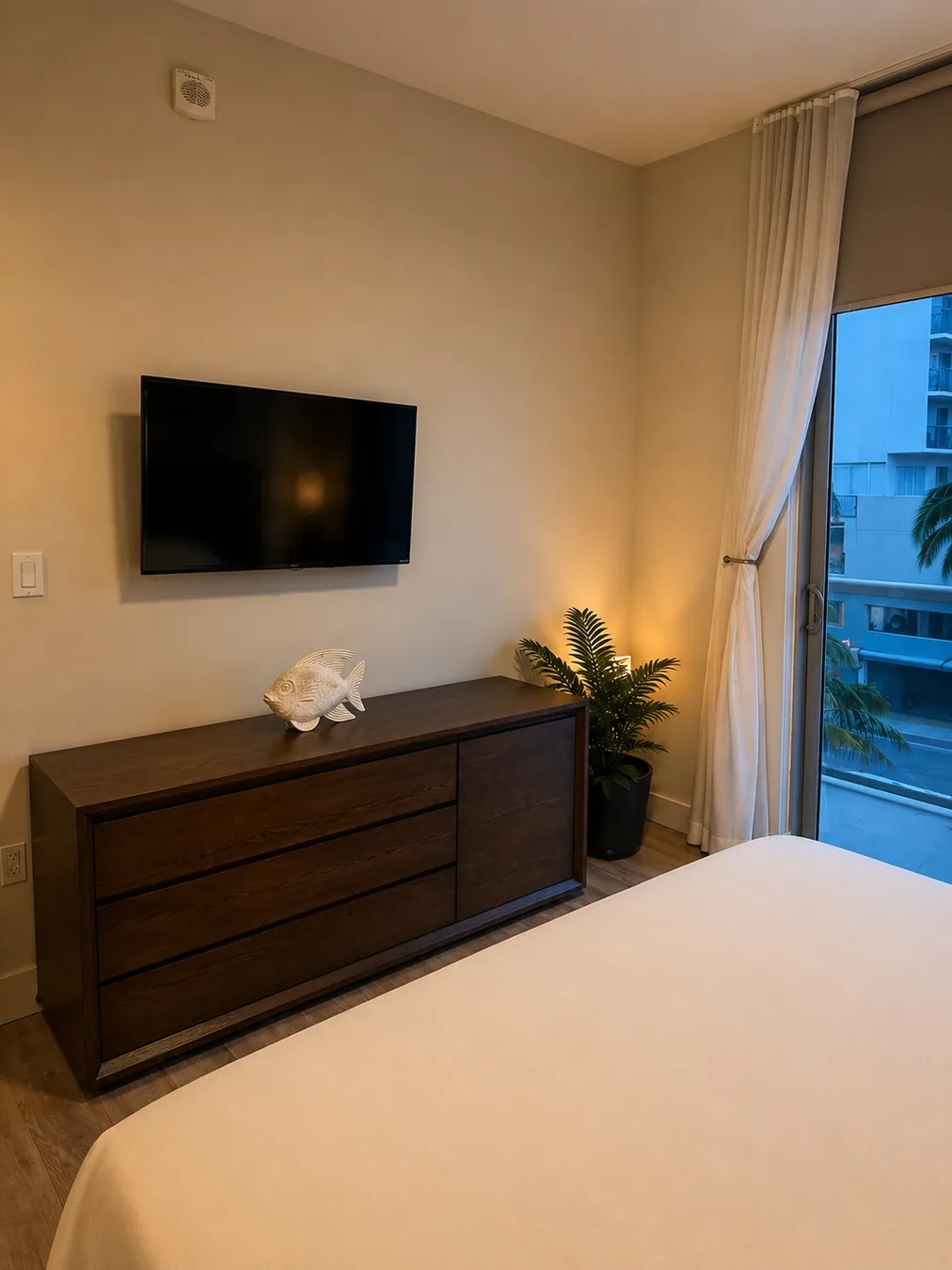 Modern apartment with balcony and partial sea view photo 10